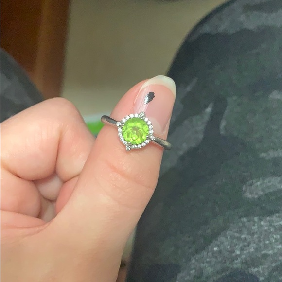 Ring - Picture 4 of 4